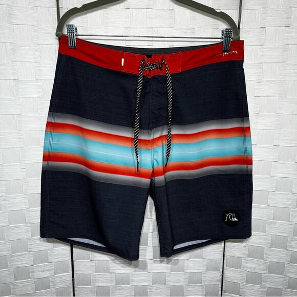 Quiksilver Mens Highline Six Channel 19" Board shorts Size 30 DryFlight - Picture 1 of 15